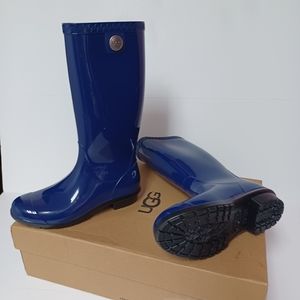 UGG Women's Navy Blue Shaye Glossy Waterproof Rubber Rain Boots Size 6